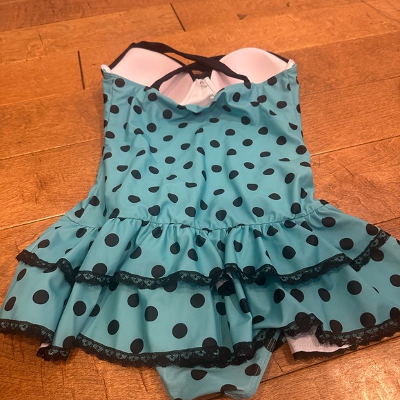 Polka Dot Ruffled Swimsuit - Picture 2 of 4